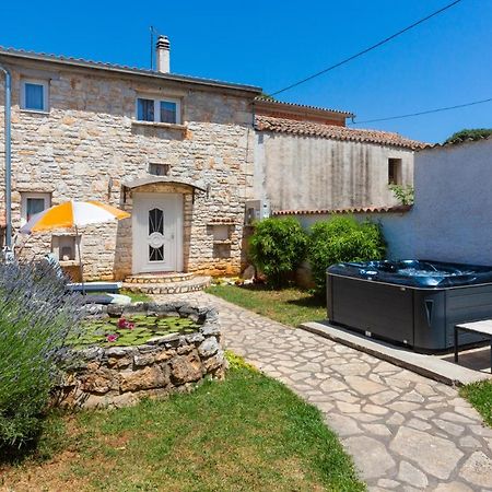 Ferienwohnung Lilo Lavender Loborika Exterior foto