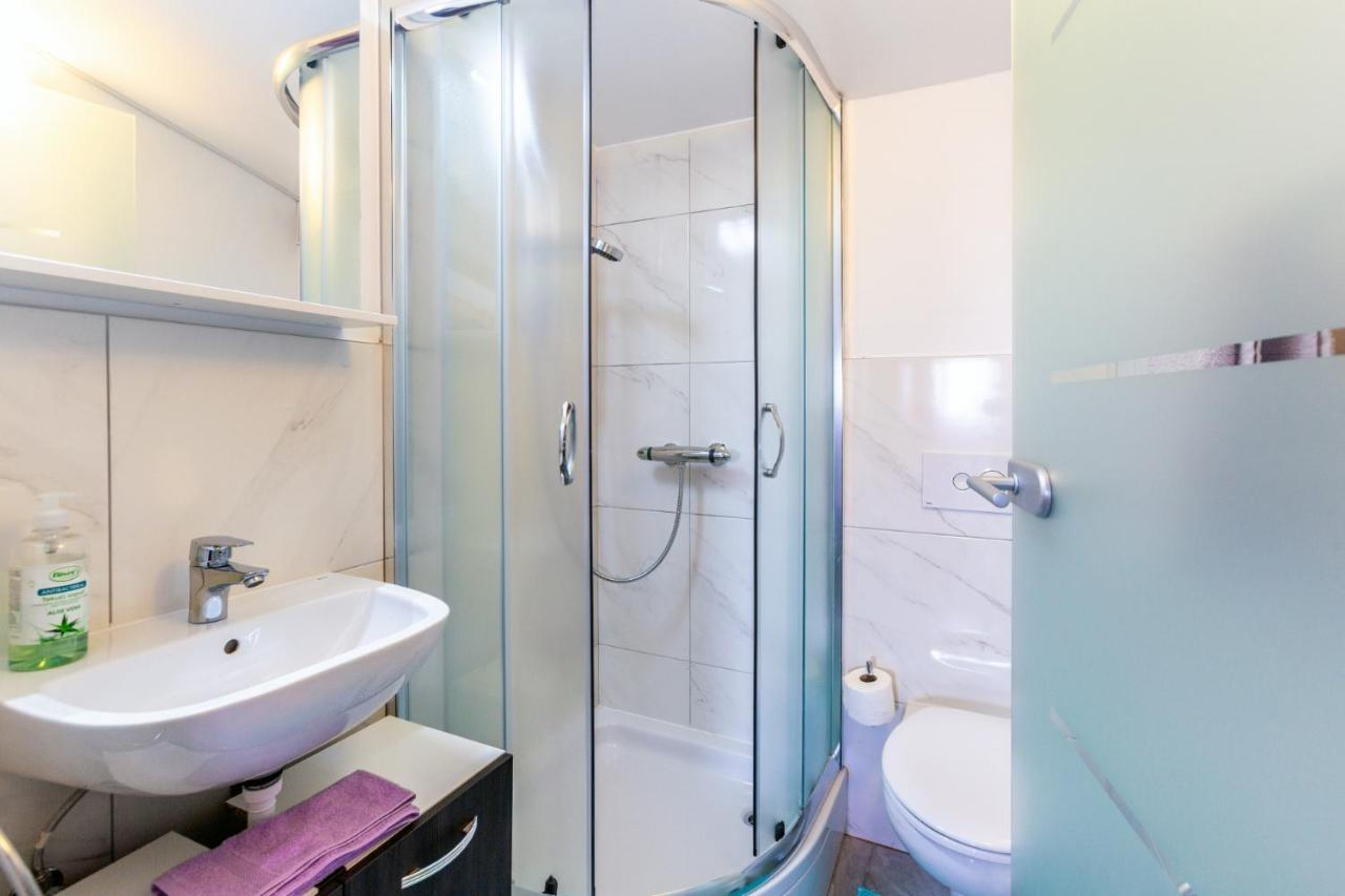 Ferienwohnung Lilo Lavender Loborika Exterior foto
